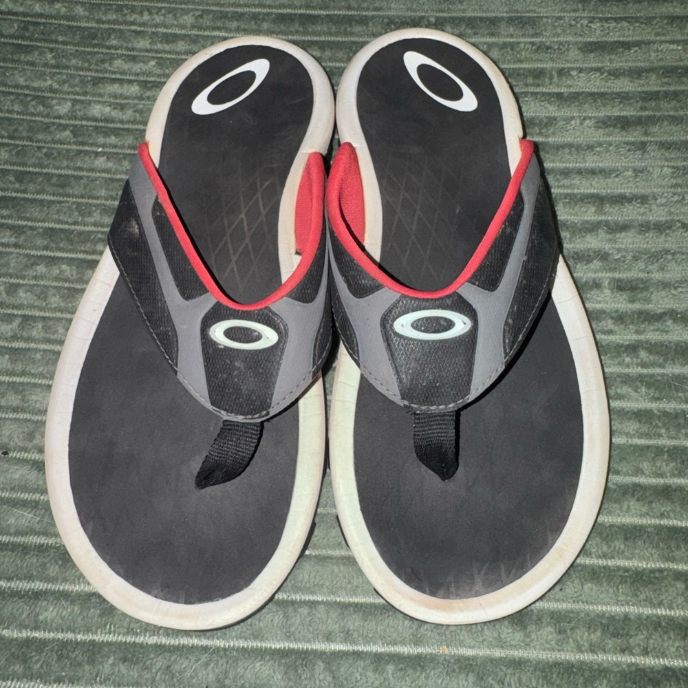 Oakley Black and Red Flip-Flops - Picture 2 of 4